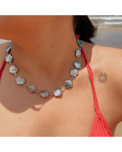 Colar inox conchas prateadas